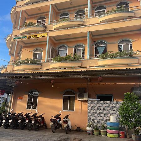 Huynh Huong Guesthouse Ha Tien Exterior photo
