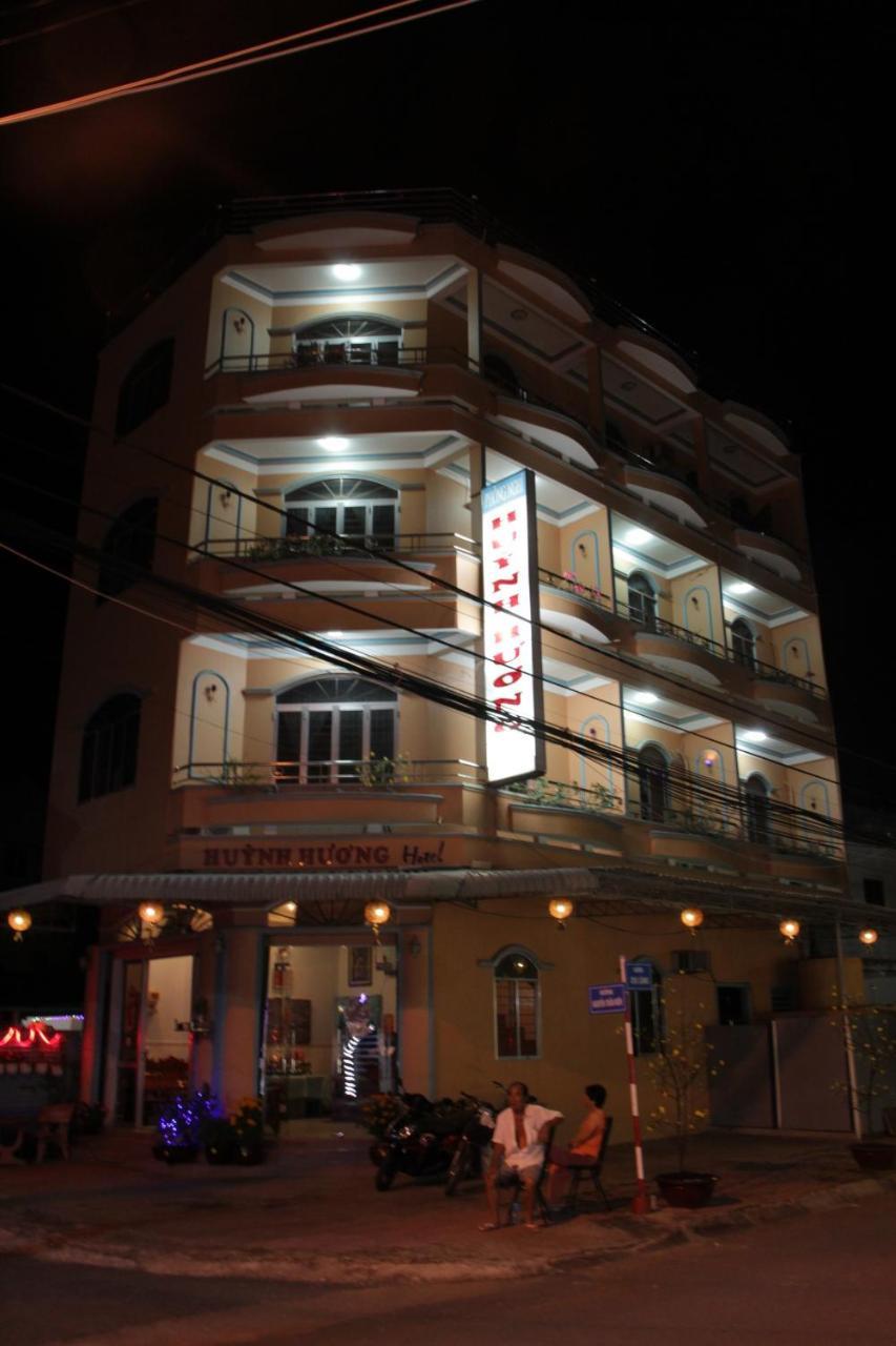Huynh Huong Guesthouse Ha Tien Exterior photo