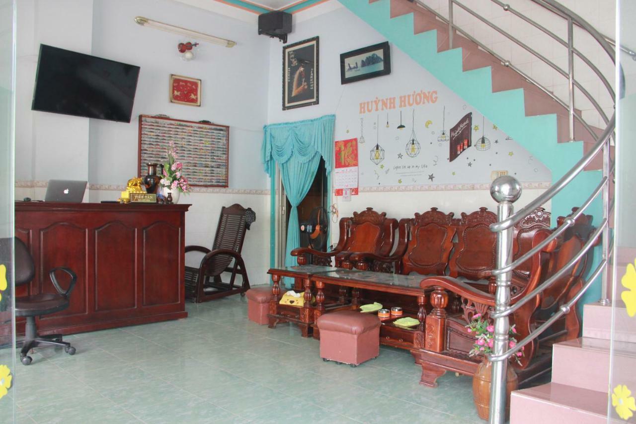 Huynh Huong Guesthouse Ha Tien Exterior photo