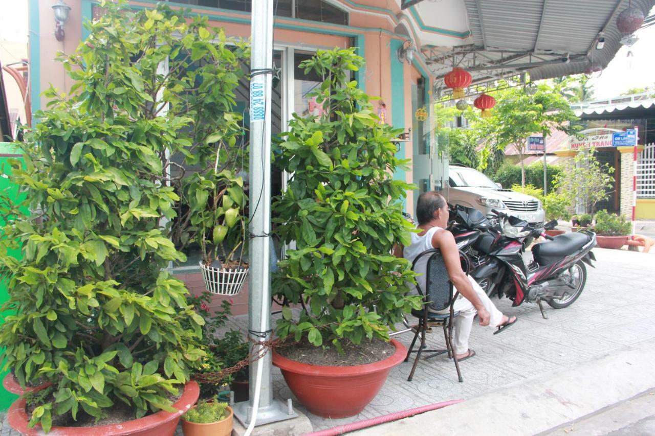 Huynh Huong Guesthouse Ha Tien Exterior photo