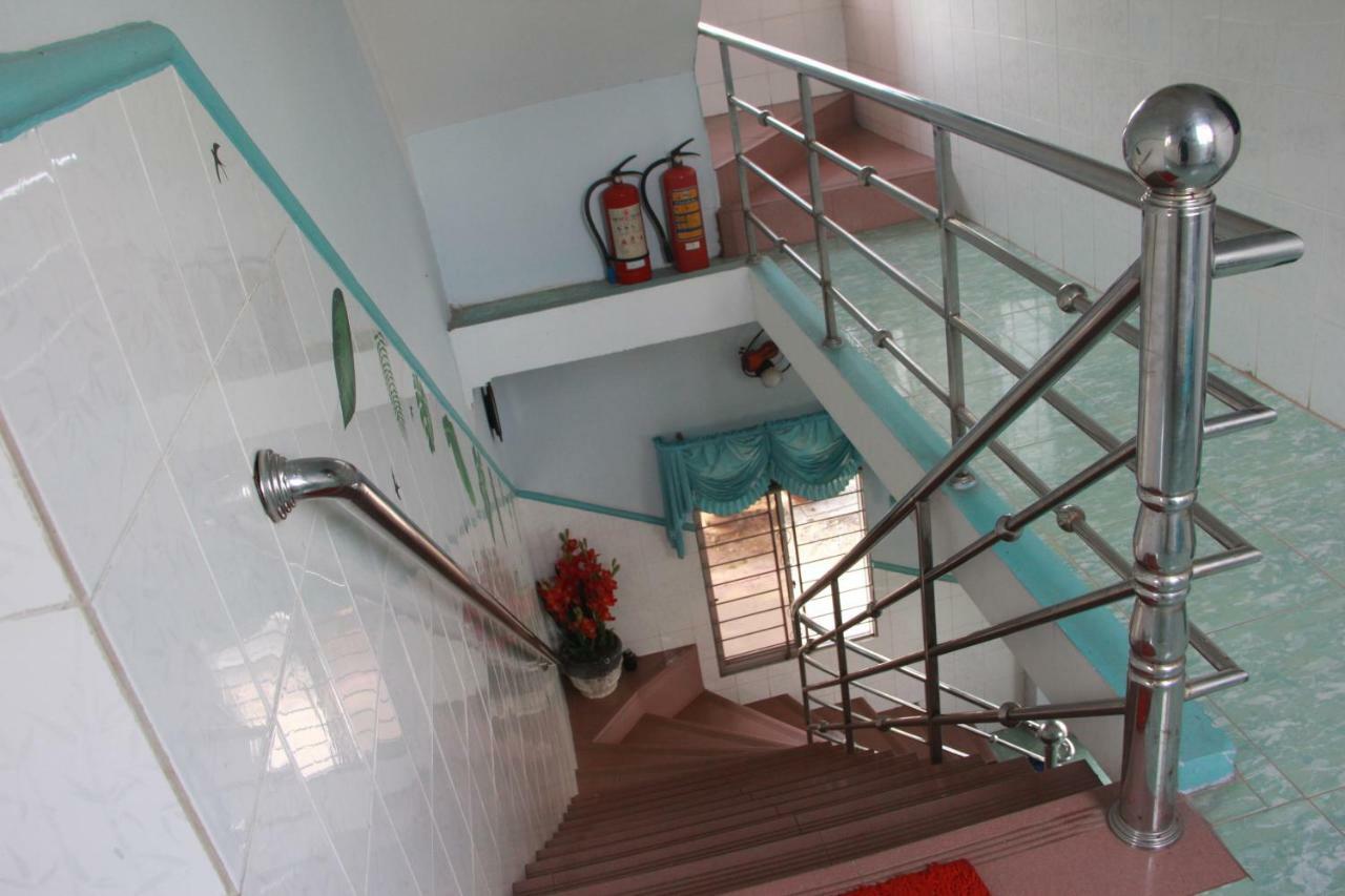 Huynh Huong Guesthouse Ha Tien Exterior photo